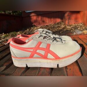 Onitsuka Tiger PLATFORM Sneakers, Women’s Size US 9  / EU 40, Coral Graphic